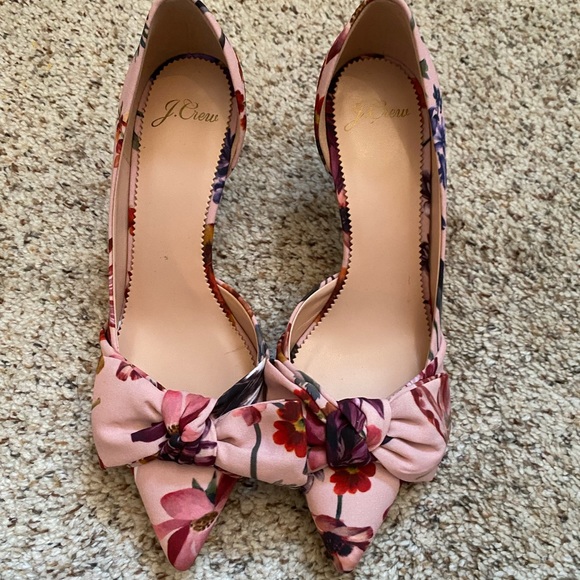J. Crew Shoes - J.Crew pink floral heels 6.5
